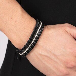 Paparazzi Jewelry Accessories - Pretty, Pretty PLEATS - Black Bracelet - Vintage